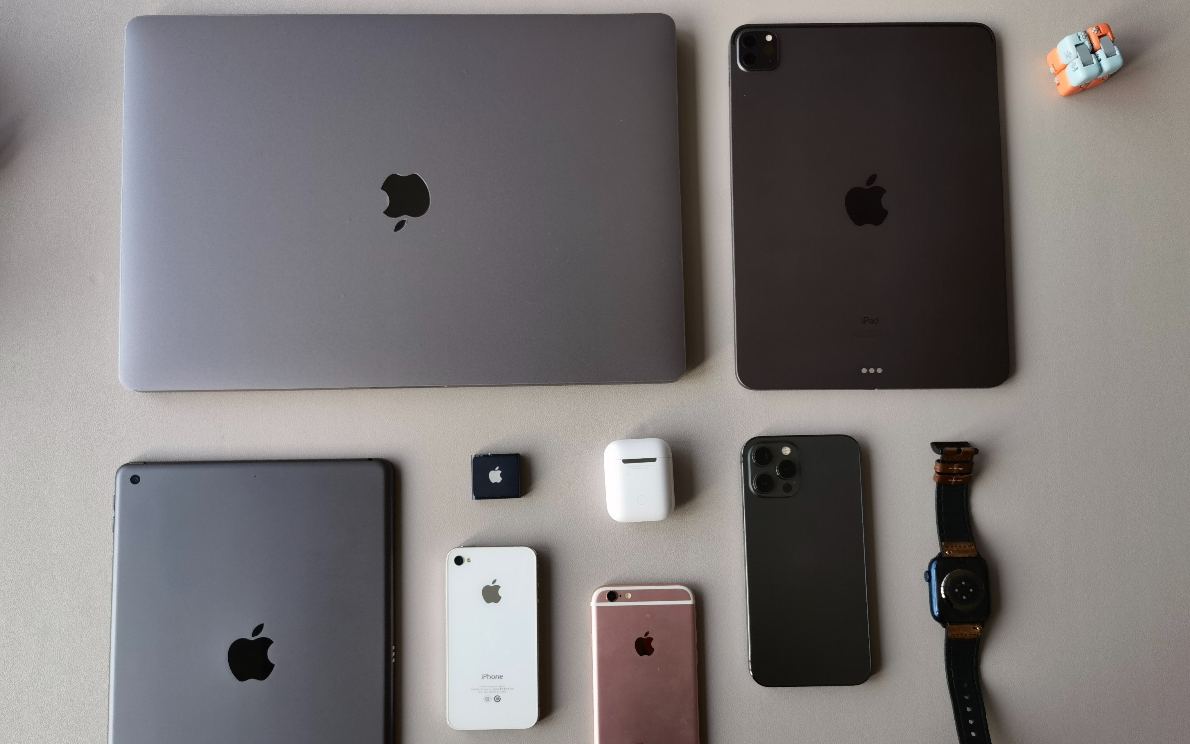 贫民版苹果全家桶(苹果全家桶什么体验)-第8张图片-有道翻译官网